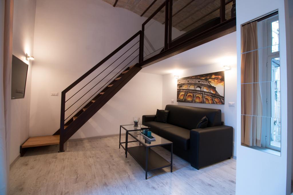 Inner House * Roma